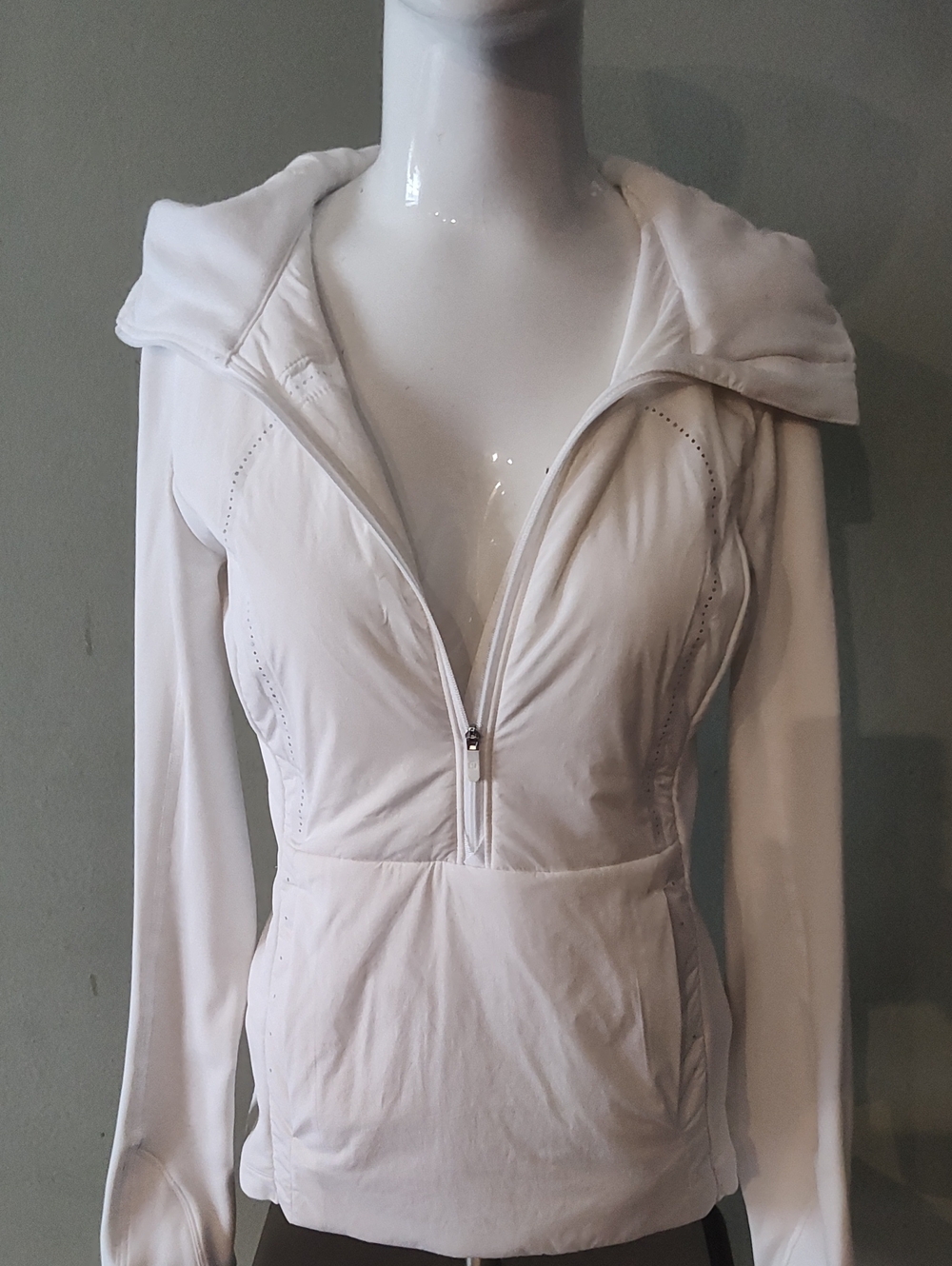 Lululemon Run For Cold Hooded Pullover White  Jacket Hood Half Zip Fitted Hoodie